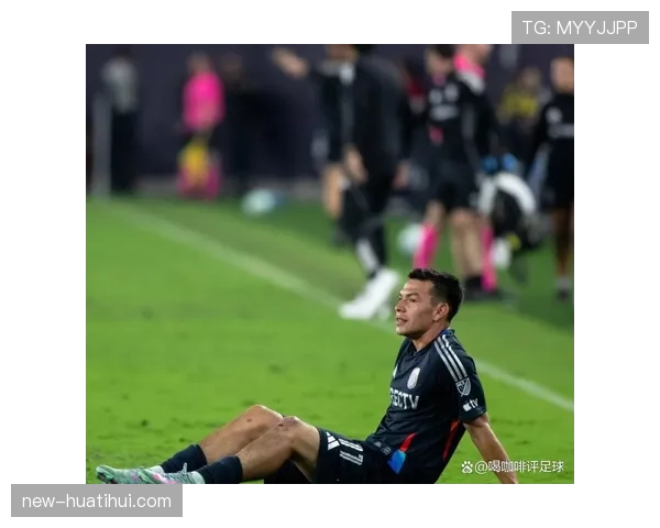 洛萨诺率圣地亚哥FC领跑西部，墨西哥球星成国际化标签